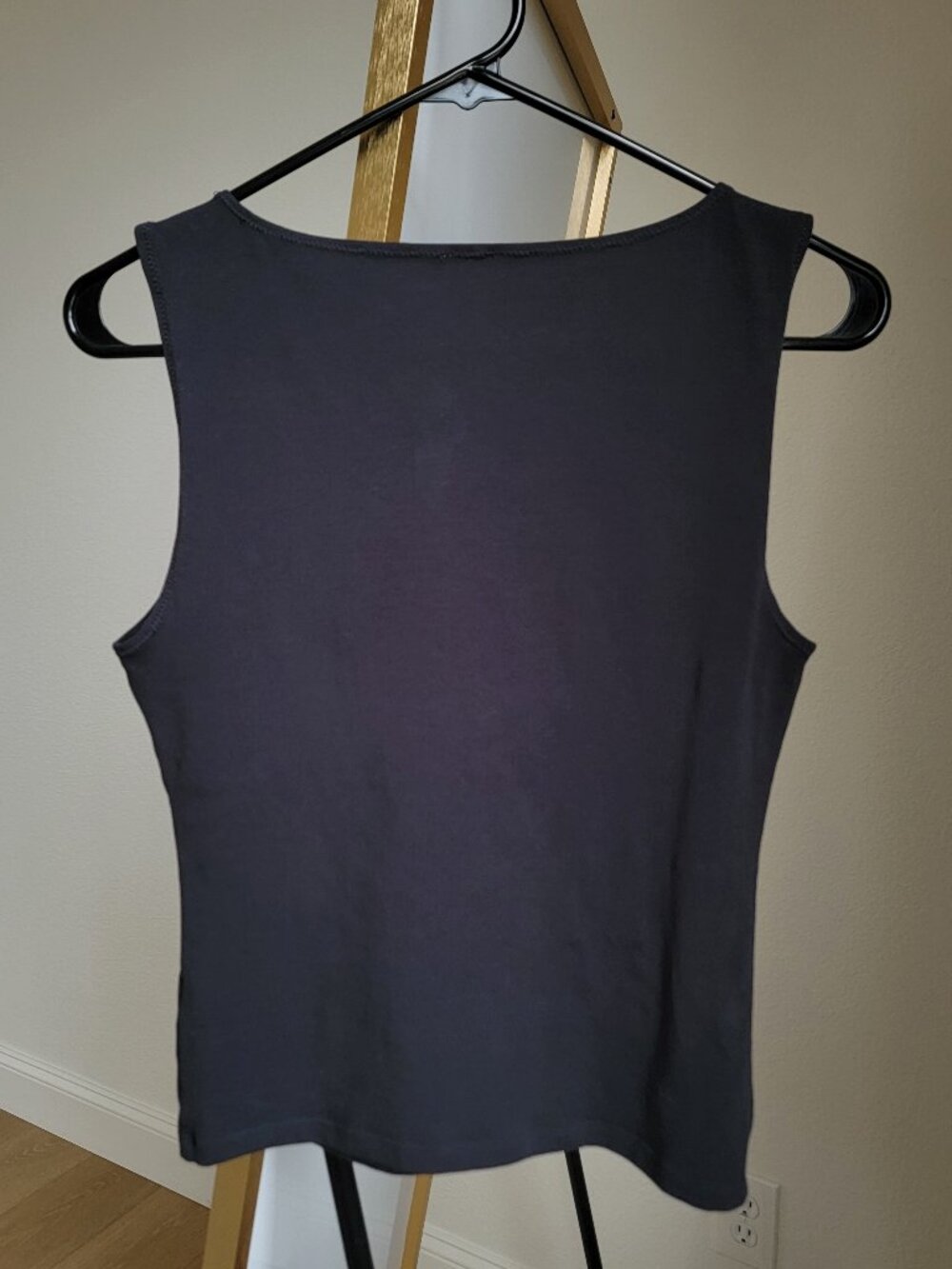 Aritzia Sunday Best Sleeveless Top Black Small - Picture 2 of 4